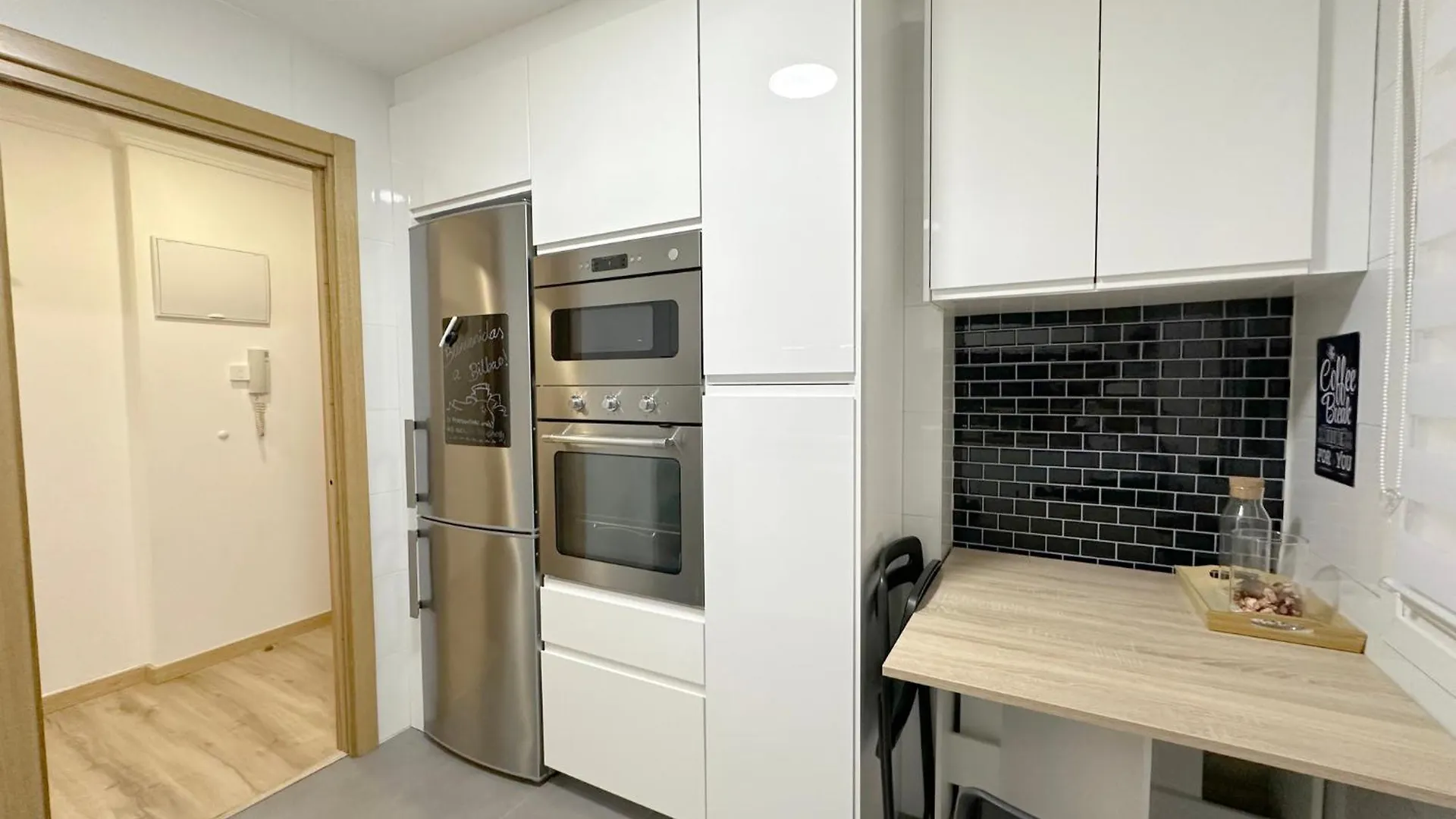 Encantador Apartamento Junto Al Ayuntamiento Bilbao Spain